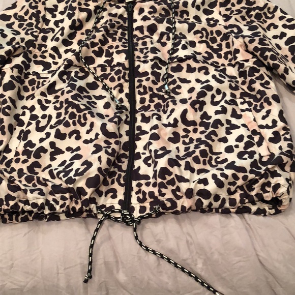 Leopard print lightweight jacket - Picture 8 of 9